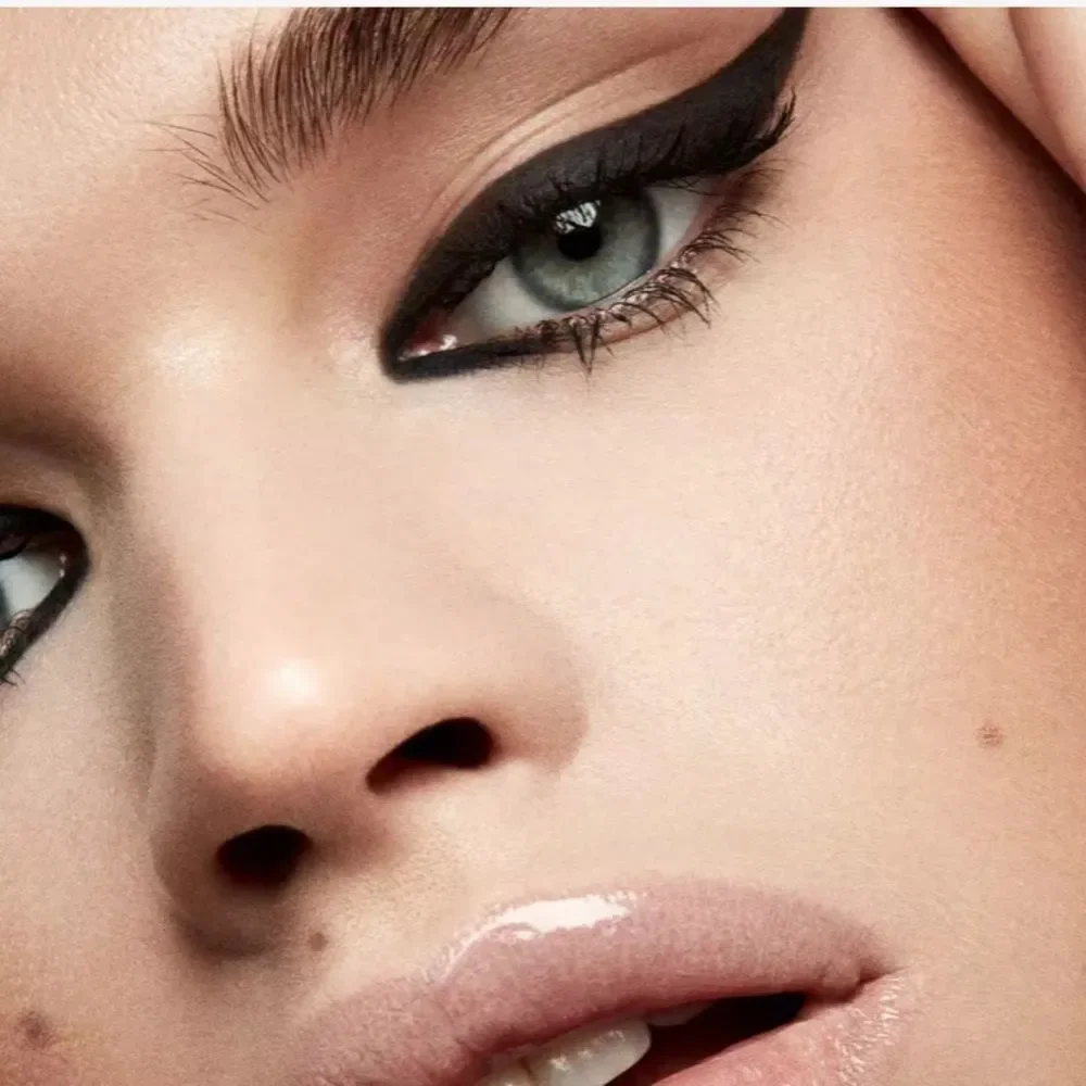 Fenty Beauty by Rihanna Flypencil Longwear Eye Liner in Cuz I’m Black new